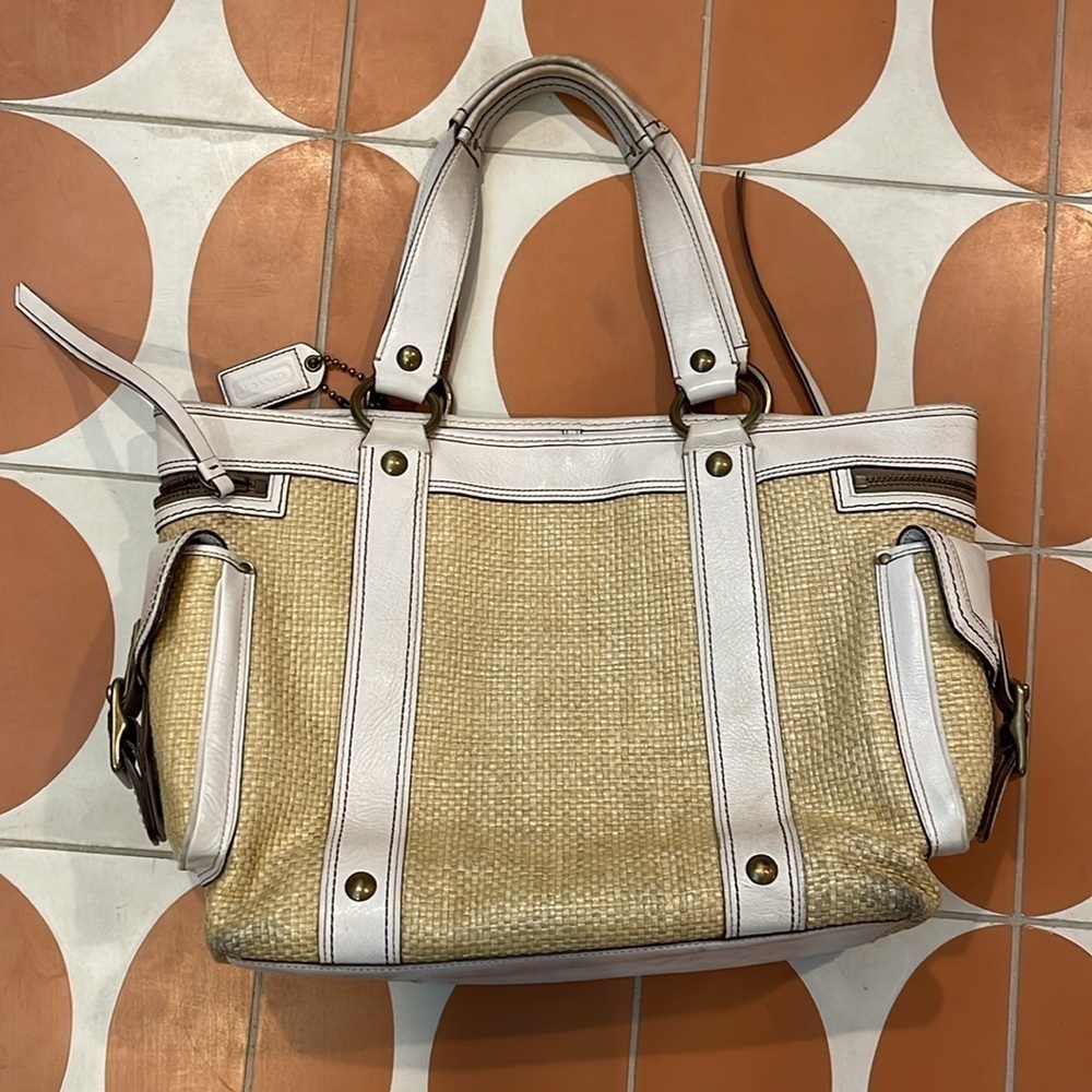 Coach White Leather and Straw Bag 114 - Picture 6 of 10